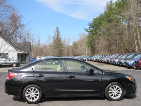 Used 2013 Subaru Impreza 2.0i Premium image 9