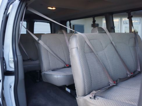 Used 2021 Chevrolet Express 3500 LT image 16