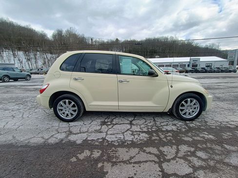 Used 2008 Chrysler PT Cruiser Touring Edition image 34
