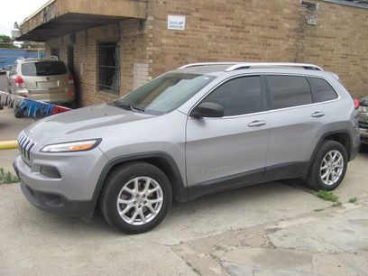 Used 2017 Jeep Cherokee FWD Latitude