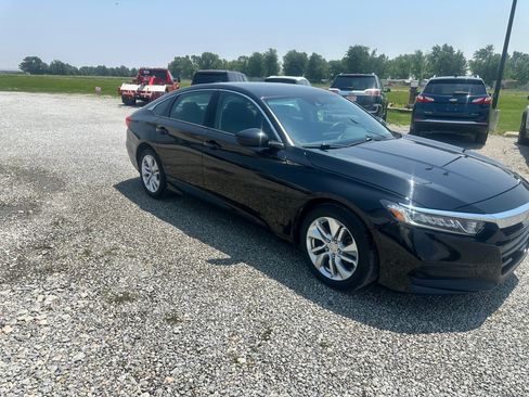 Used 2018 Honda Accord LX image 4