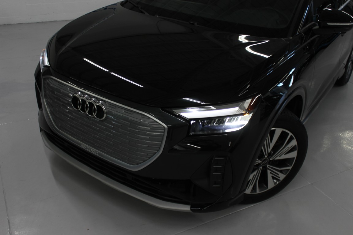 Used 2023 Audi Q4 e-tron Premium RWD image 5
