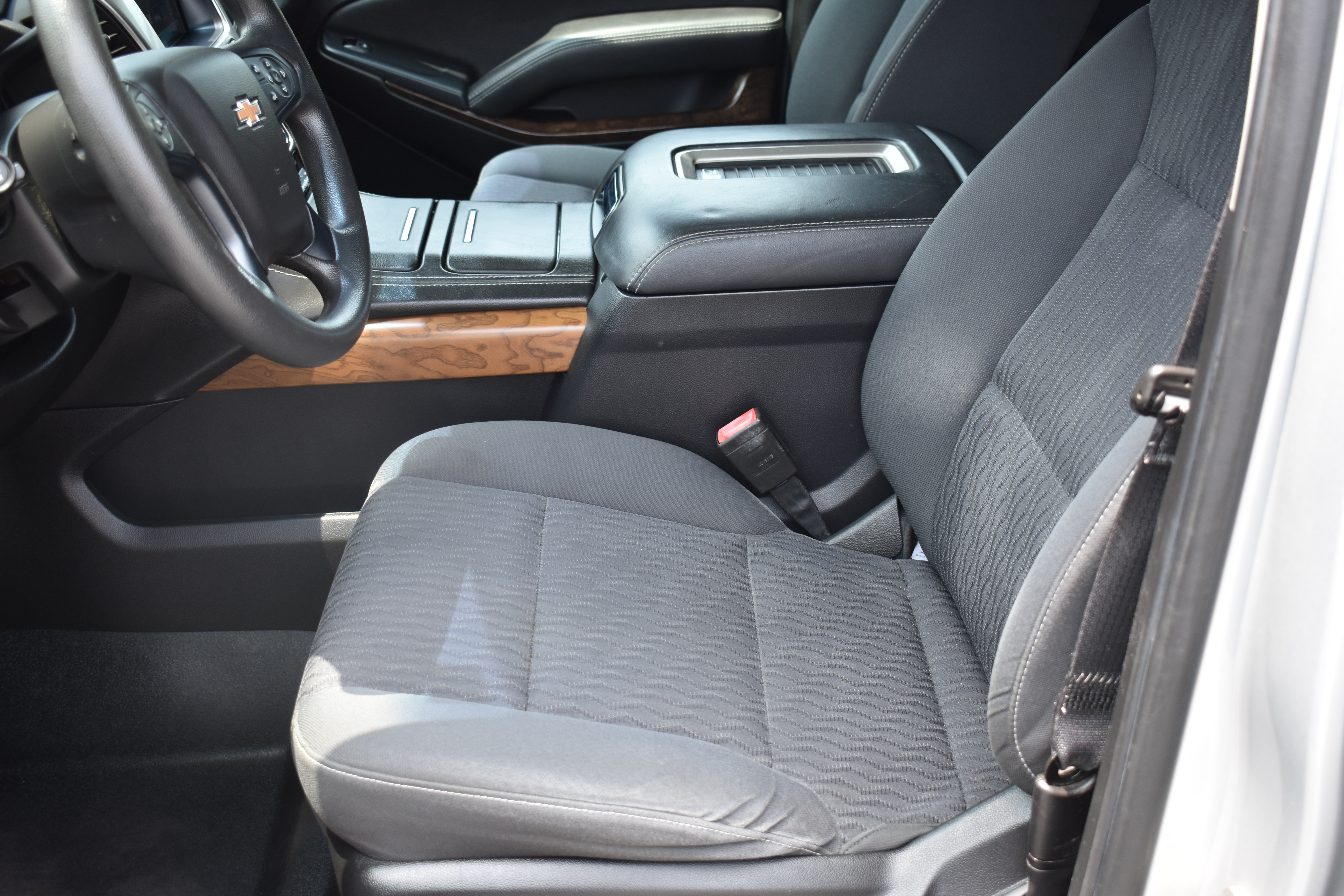 Used 2019 Chevrolet Tahoe 4WD image 17