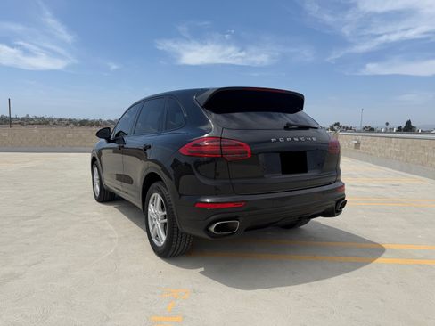 Used 2016 Porsche Cayenne UNAVAIL AWD/4WD image 5