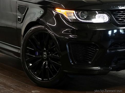 Used 2017 Land Rover Range Rover Sport SVR image 3