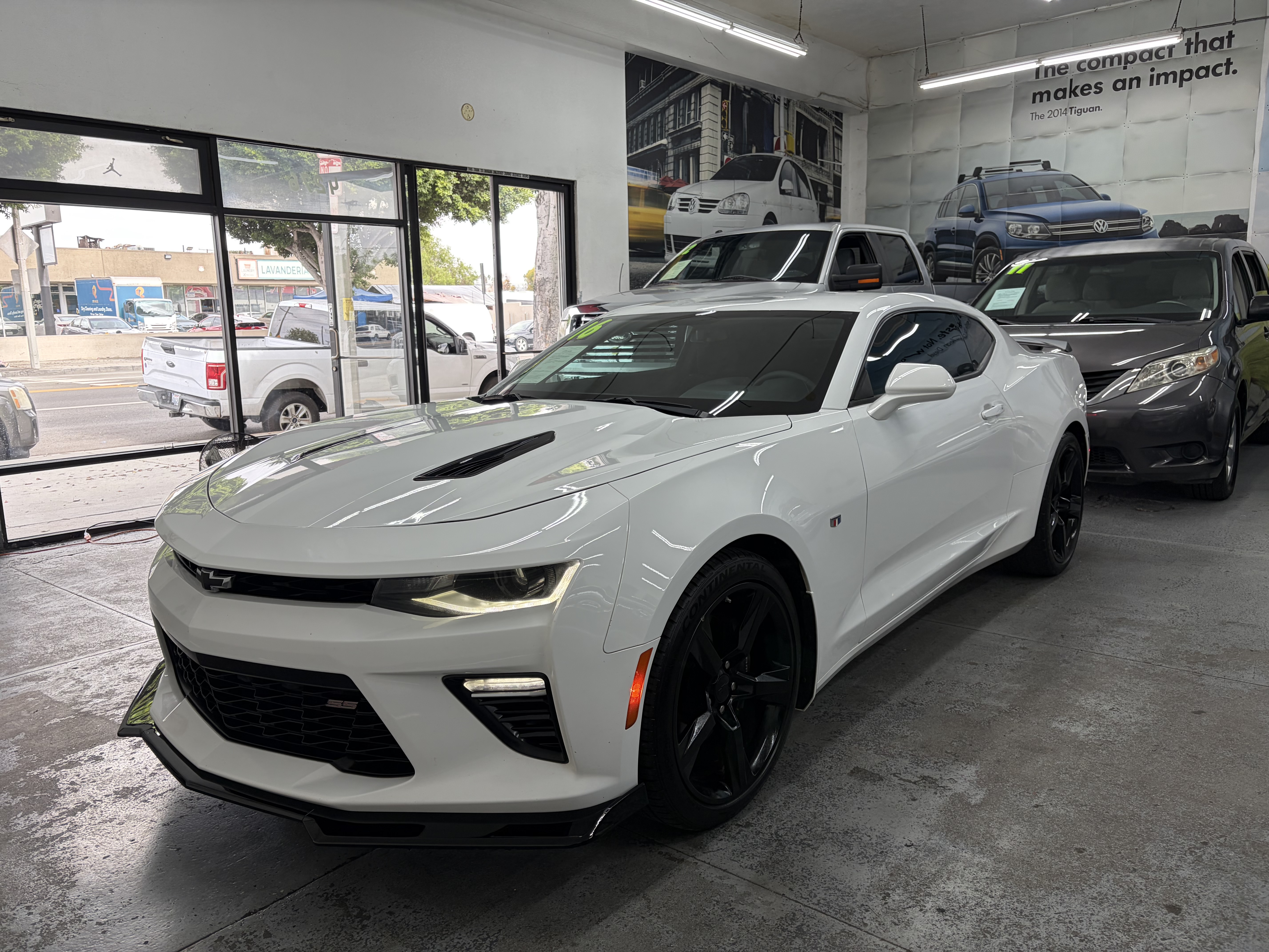 Used 2016 Chevrolet Camaro SS Coupe RWD image 12