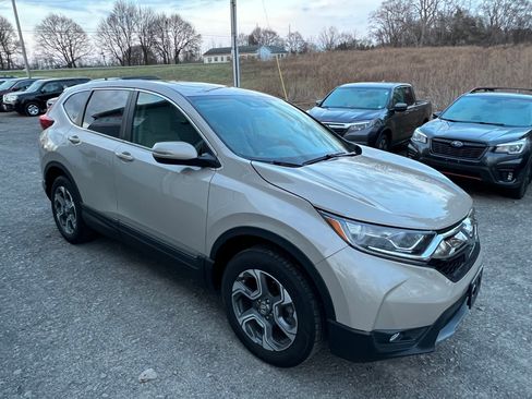 Used 2017 Honda CR-V EX image 2
