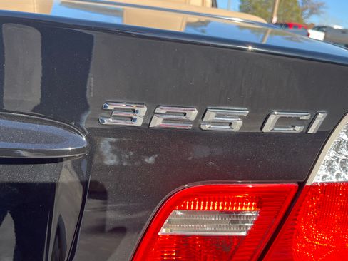 Used 2005 BMW 325Ci image 22