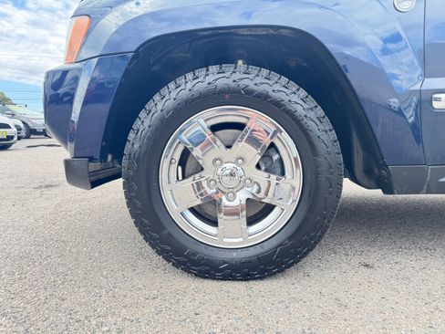 Used 2005 Jeep Grand Cherokee 4WD Limited image 14