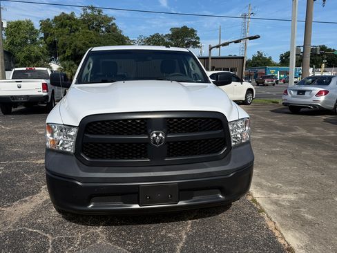 Used 2020 RAM 1500 Regular Cab Classic Tradesman RWD image 2
