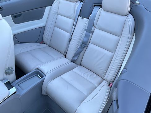 Used 2011 Volvo C70 T5 image 14