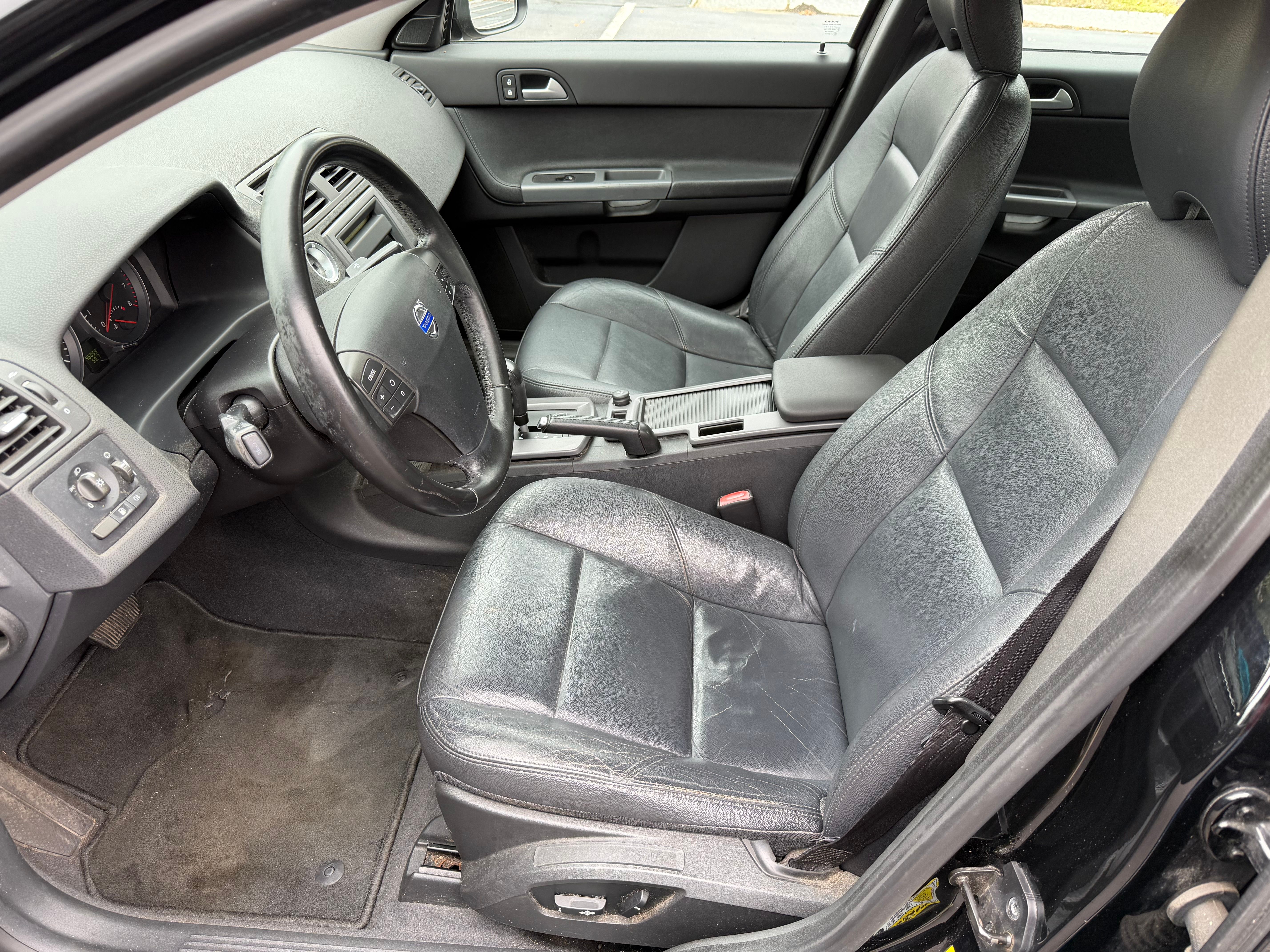 Used 2009 Volvo S40 2.4i FWD image 47
