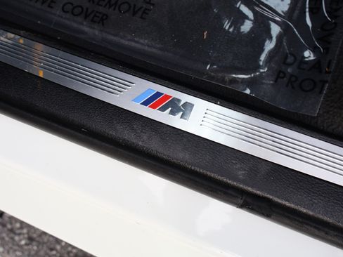 Used 2018 BMW X6 xDrive35i w/ M-Sport Package image 22