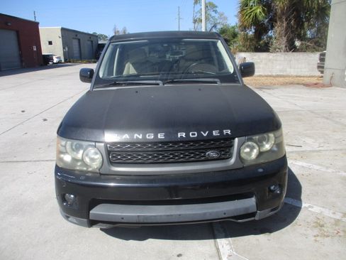 Used 2010 Land Rover Range Rover Sport HSE LUX image 6
