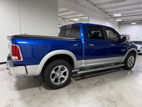 Used 2015 RAM 1500 4x4 Crew Cab Laramie image 4