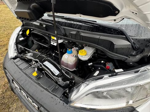 Used 2023 RAM ProMaster 2500 image 14