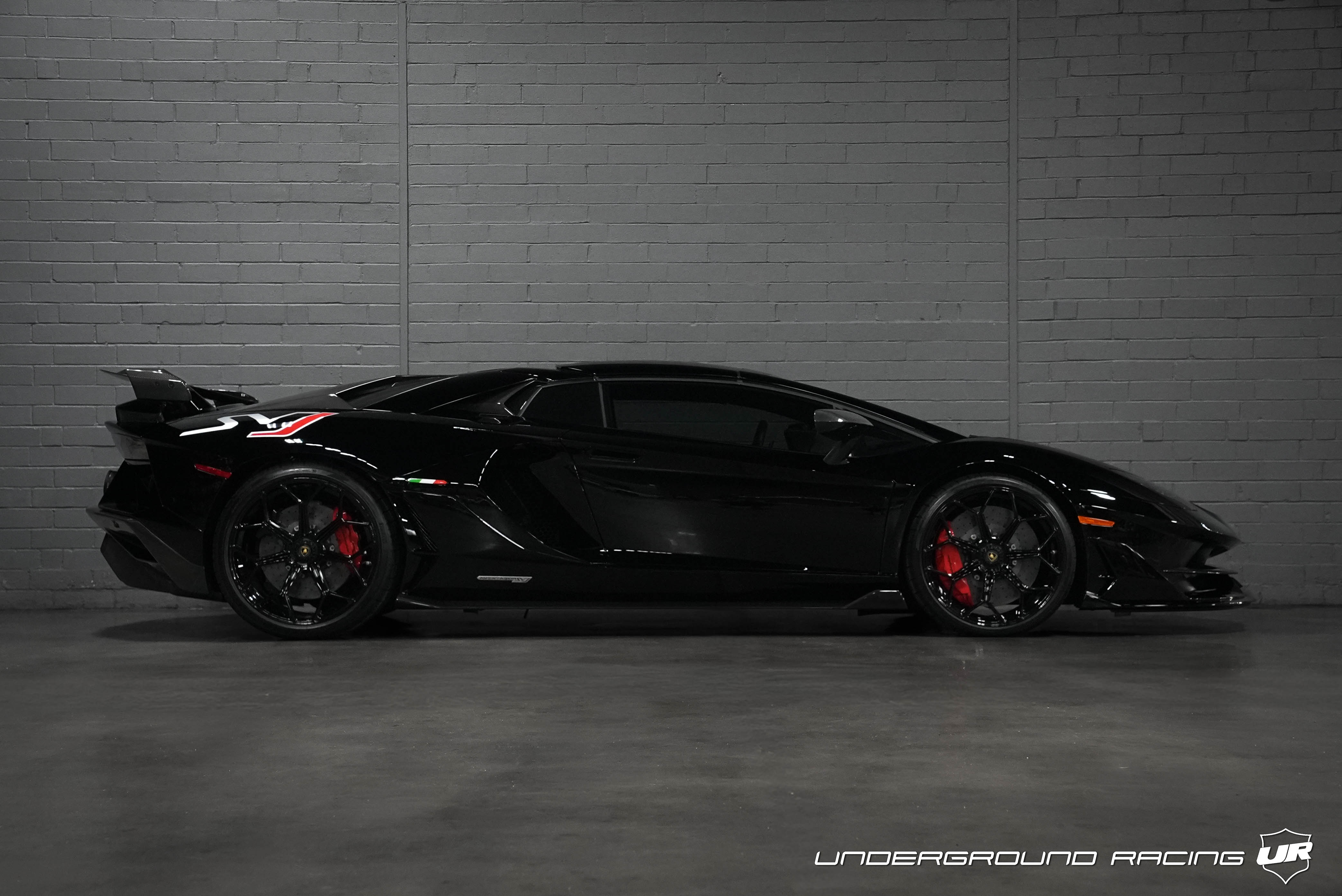 Used 2021 Lamborghini Aventador SVJ Roadster AWD/4WD image 6