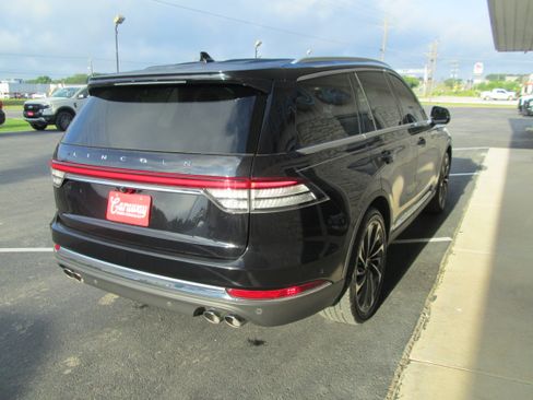 Used 2024 Lincoln Aviator Reserve RWD image 19