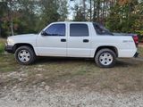 Used 2004 Chevrolet Avalanche LT image 5