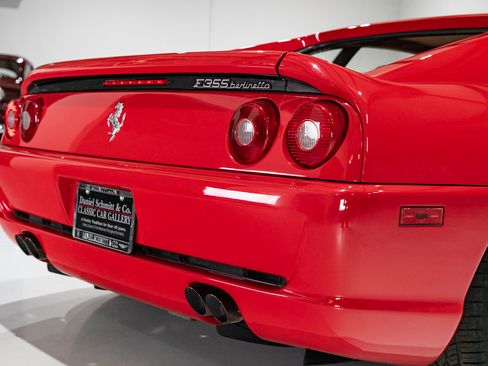 Used 1997 Ferrari F355 Berlinetta image 32