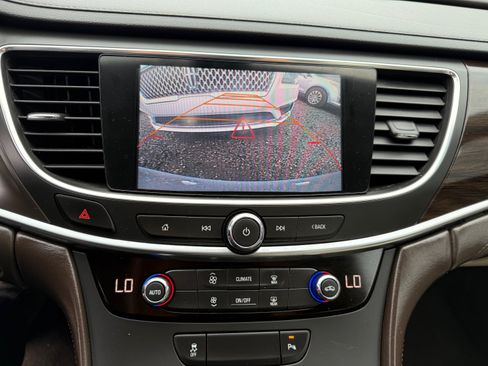 Used 2017 Buick LaCrosse Preferred FWD image 15