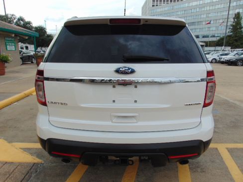 Used 2015 Ford Explorer Limited image 7