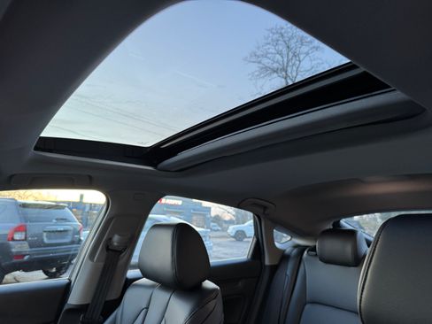 Used 2024 Acura Integra image 10