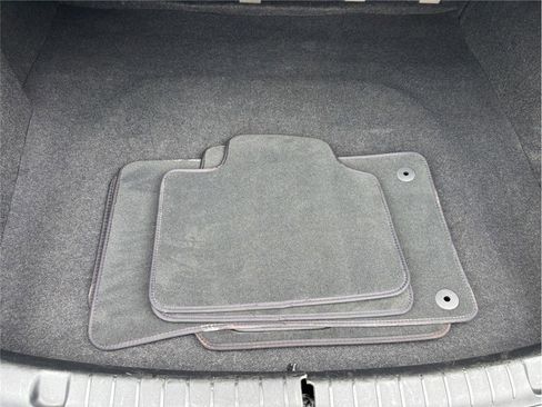 Used 2009 Pontiac G8 GT image 38