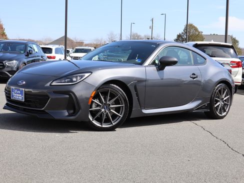 Used 2022 Subaru BRZ Limited image 2