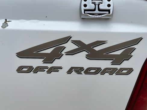Used 2002 Ford F250 4x4 Regular Cab Super Duty image 19