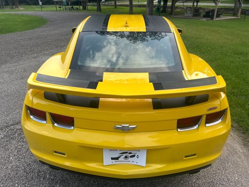 Used 2012 Chevrolet Camaro SS Coupe RWD image 8