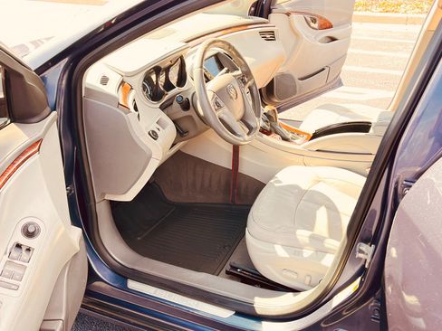 Used 2013 Buick LaCrosse Leather image 10