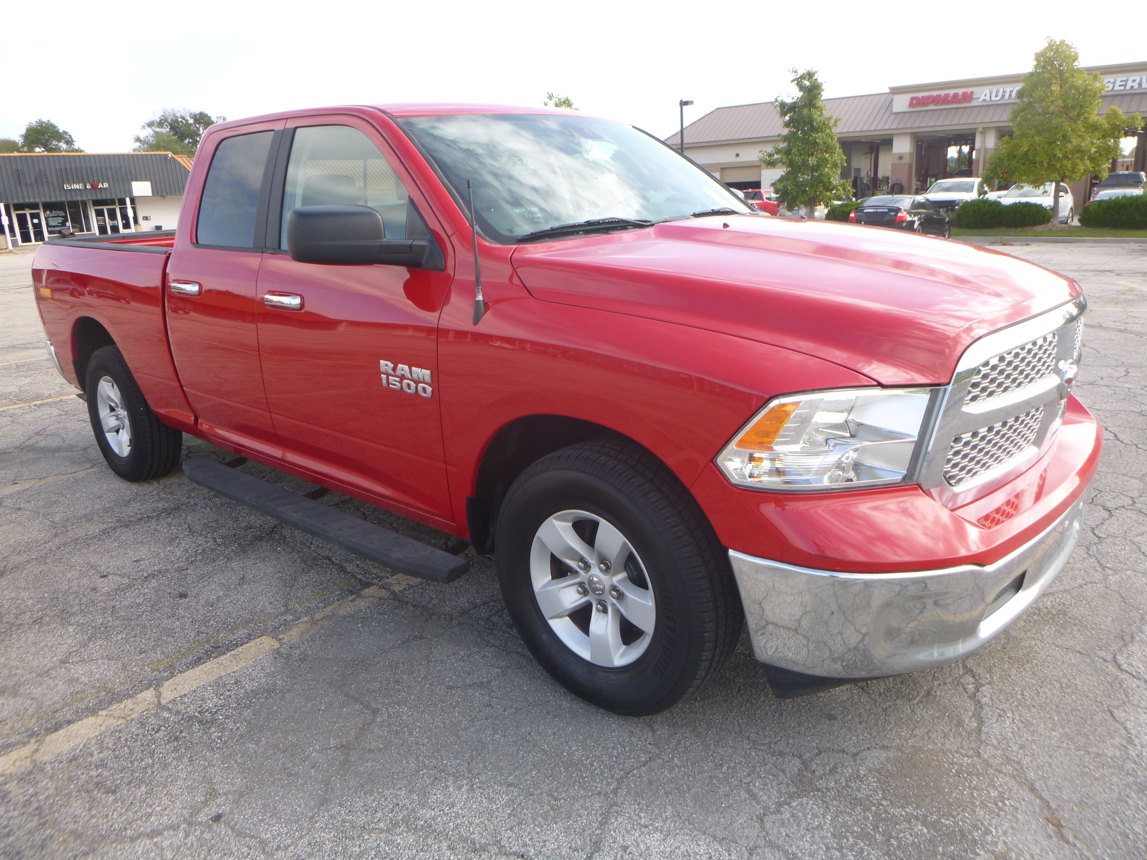 Used 2018 RAM 1500 2WD Quad Cab SLT image 4