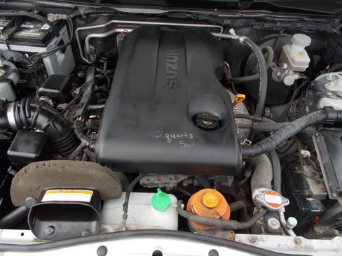 Used 2010 Suzuki Grand Vitara LX image 12