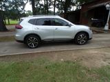 Used 2019 Nissan Rogue SL image 3