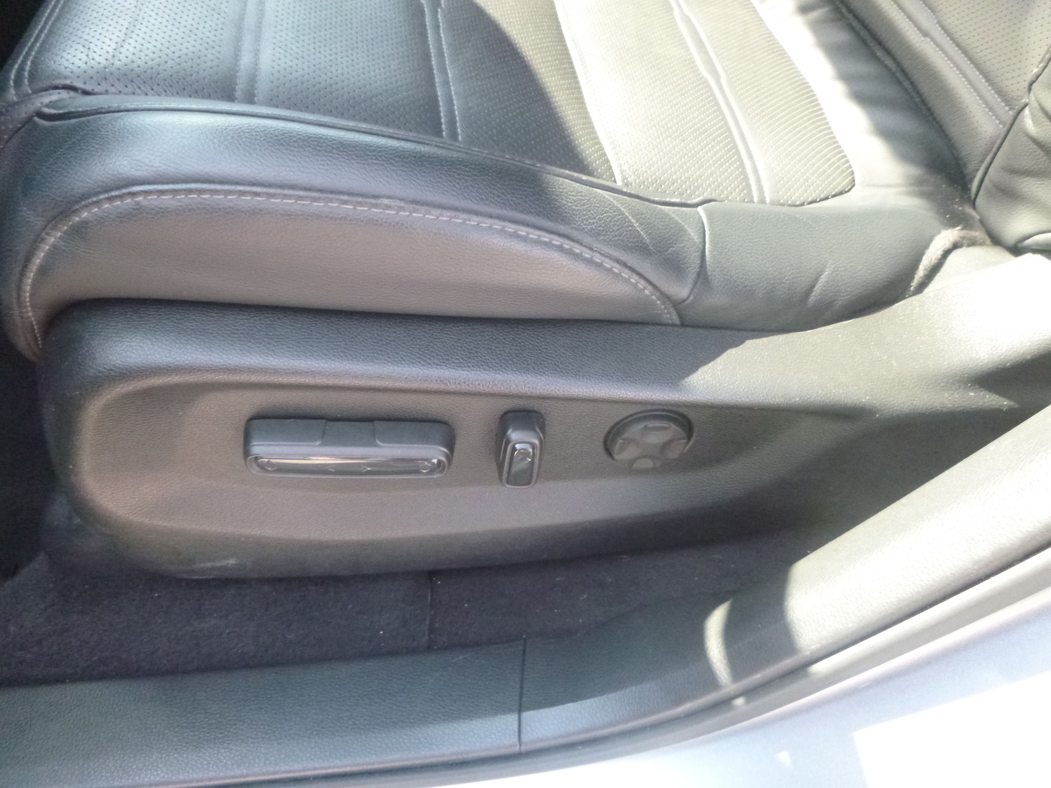 Used 2017 Honda CR-V AWD Touring image 14