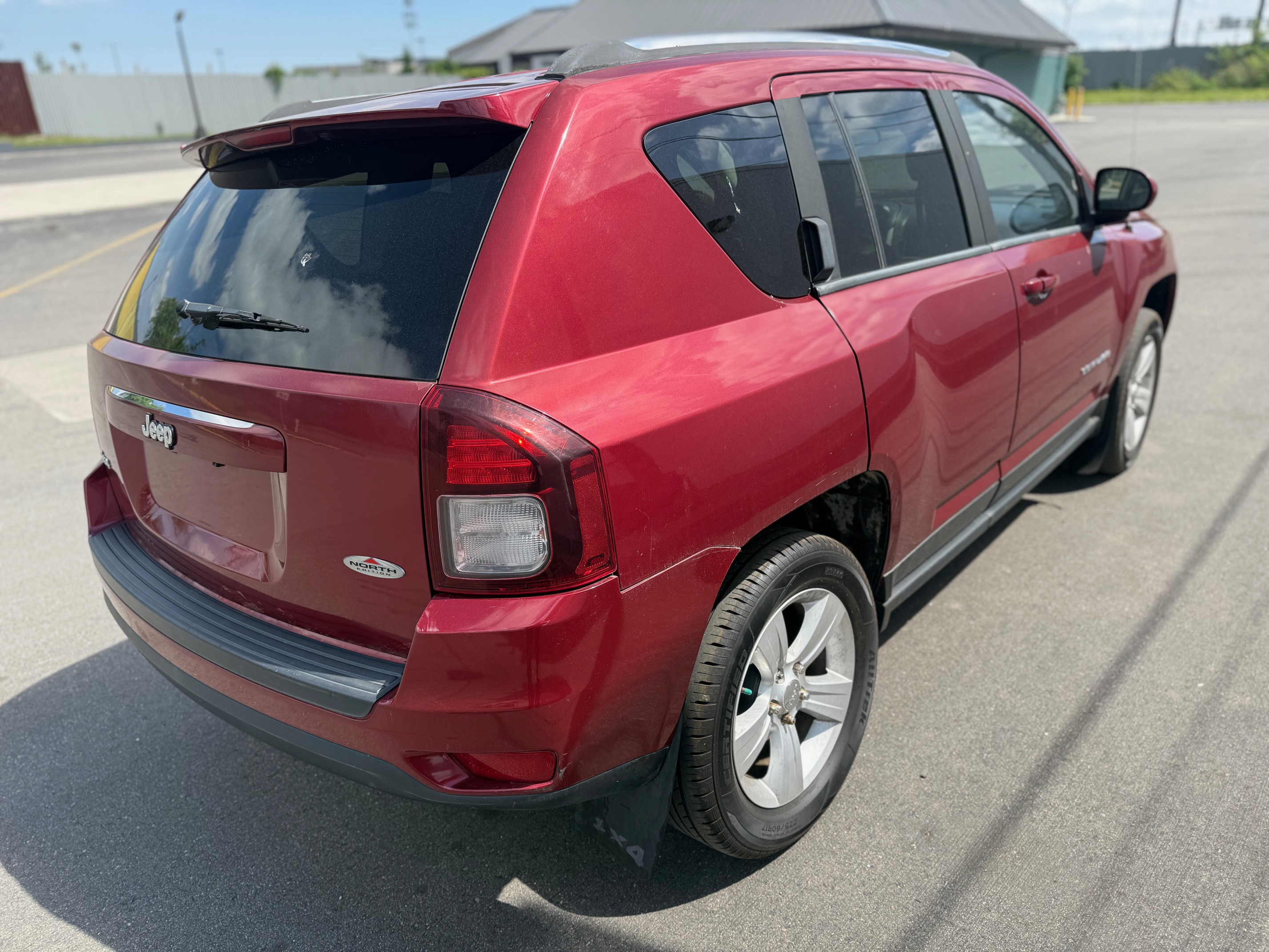 Used 2014 Jeep Compass 4WD image 4
