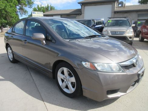 Used 2009 Honda Civic LX-S Sedan image 2