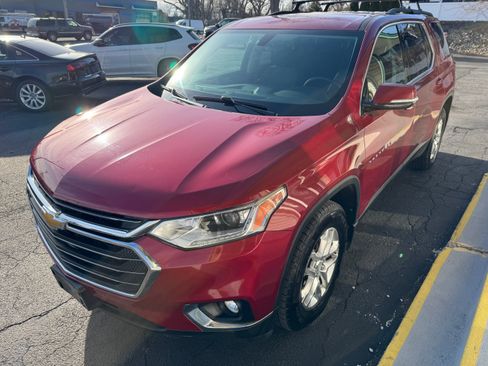 Used 2019 Chevrolet Traverse LT AWD/4WD image 3