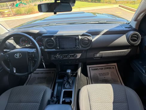 Used 2020 Toyota Tacoma SR image 13