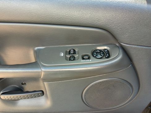 Used 2004 Dodge Ram 1500 Truck SLT image 39