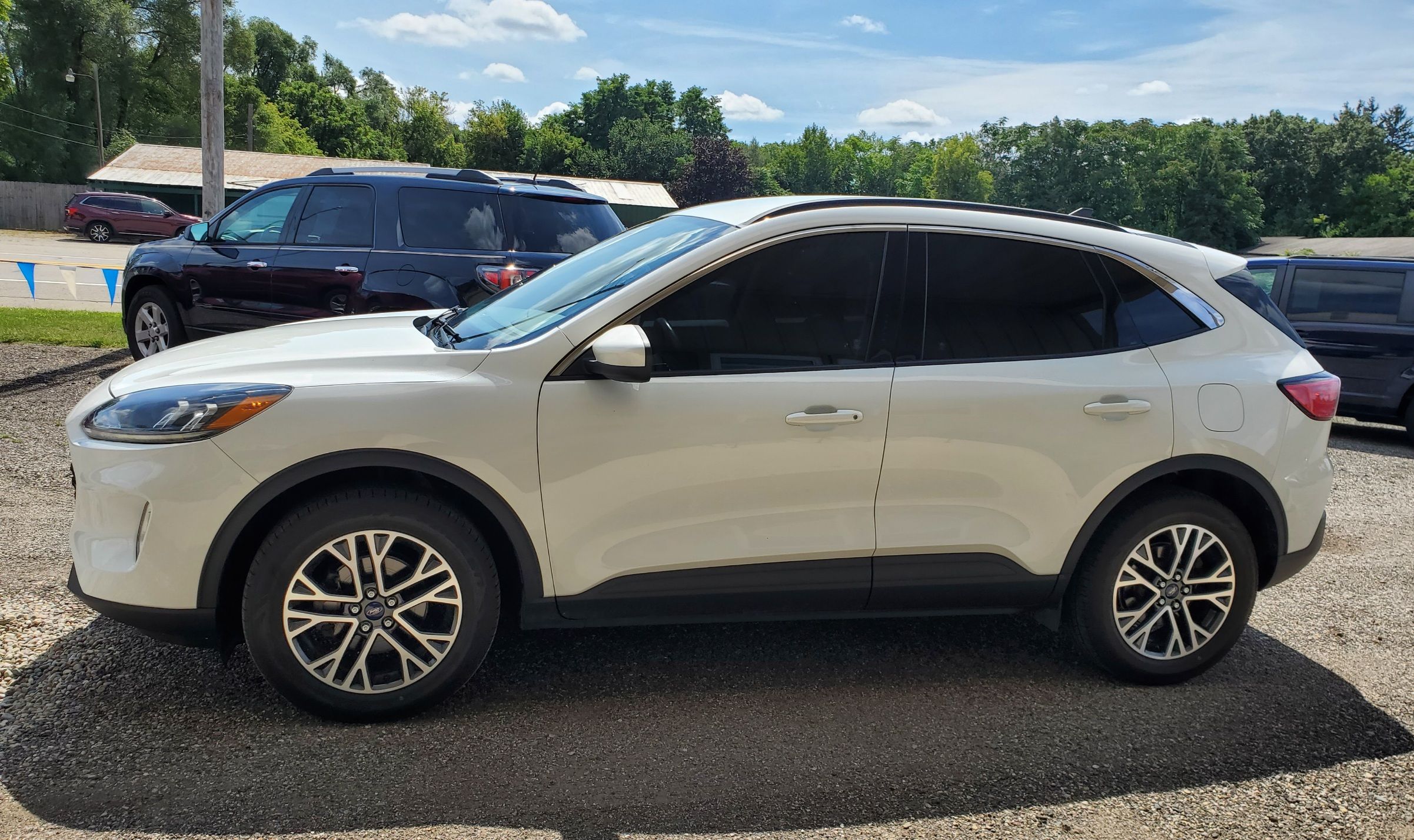 Used 2020 Ford Escape 4WD SEL image 3