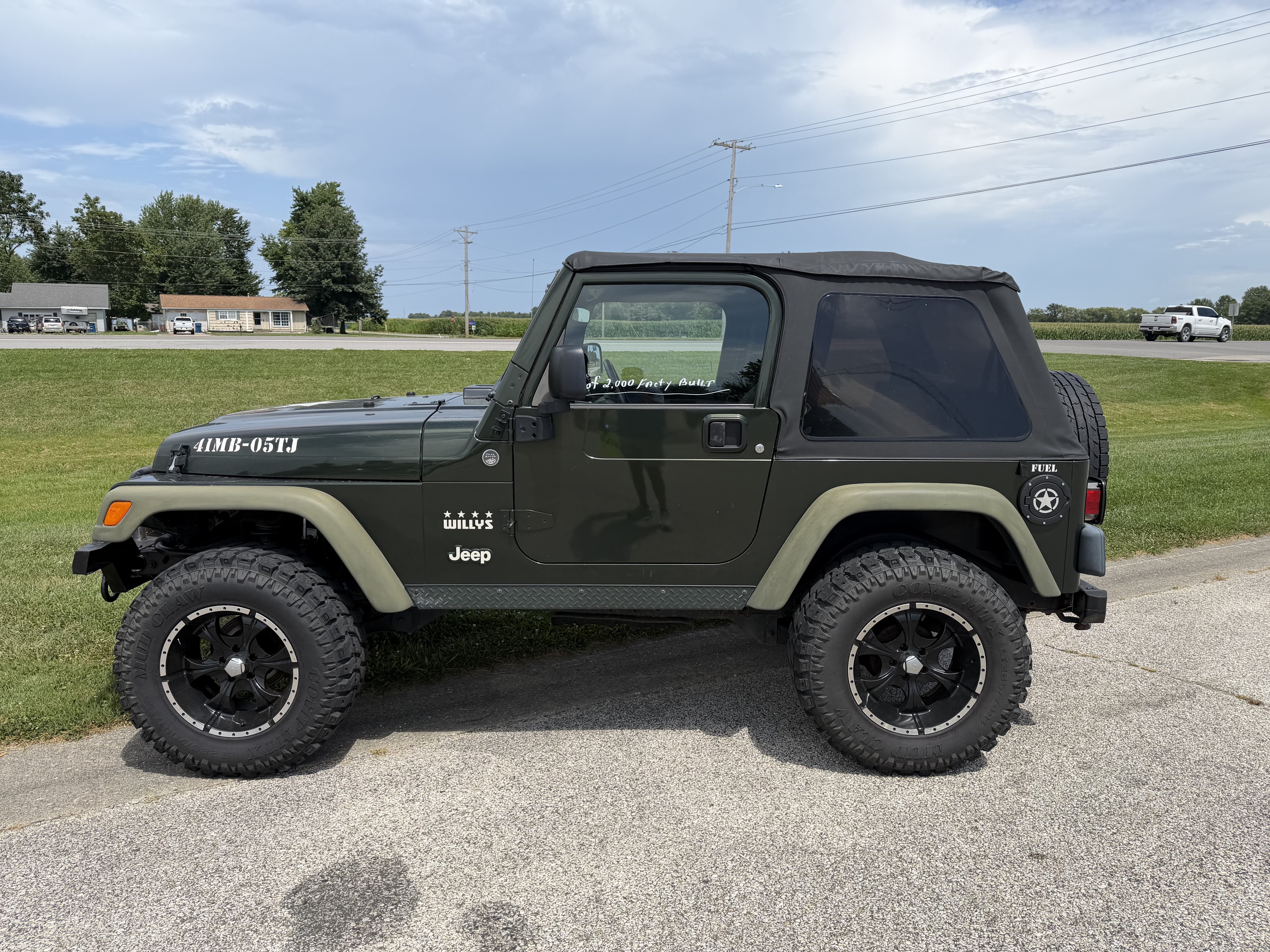 Used 2005 Jeep Wrangler 4WD Willys image 13