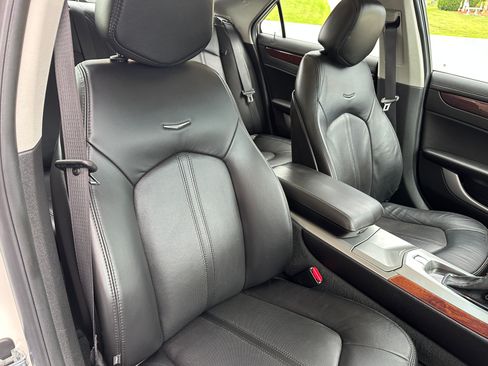 Used 2009 Cadillac CTS 3.6 AWD image 14
