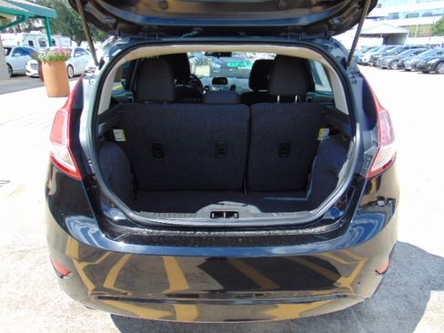 Used 2015 Ford Fiesta SE image 8
