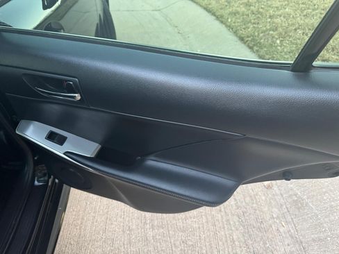 Used 2016 Lexus IS 200t F Sport image 25