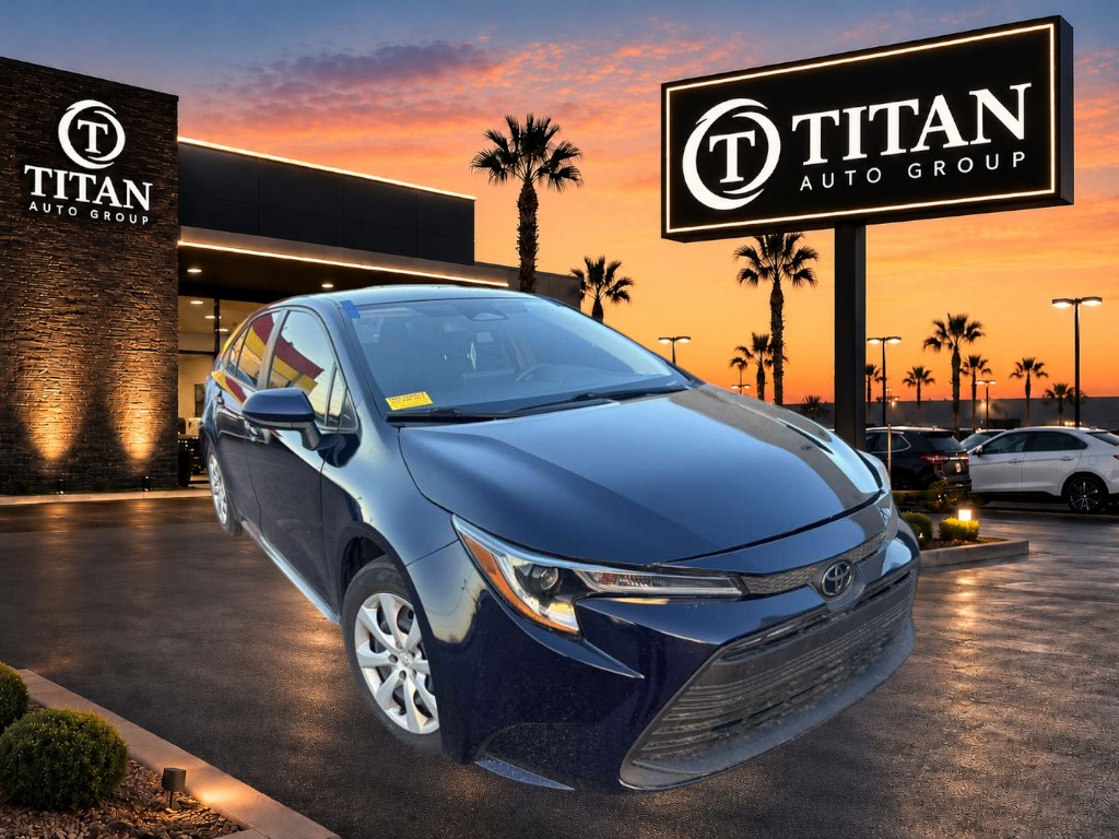 Used 2024 Toyota Corolla LE Sedan FWD image 1