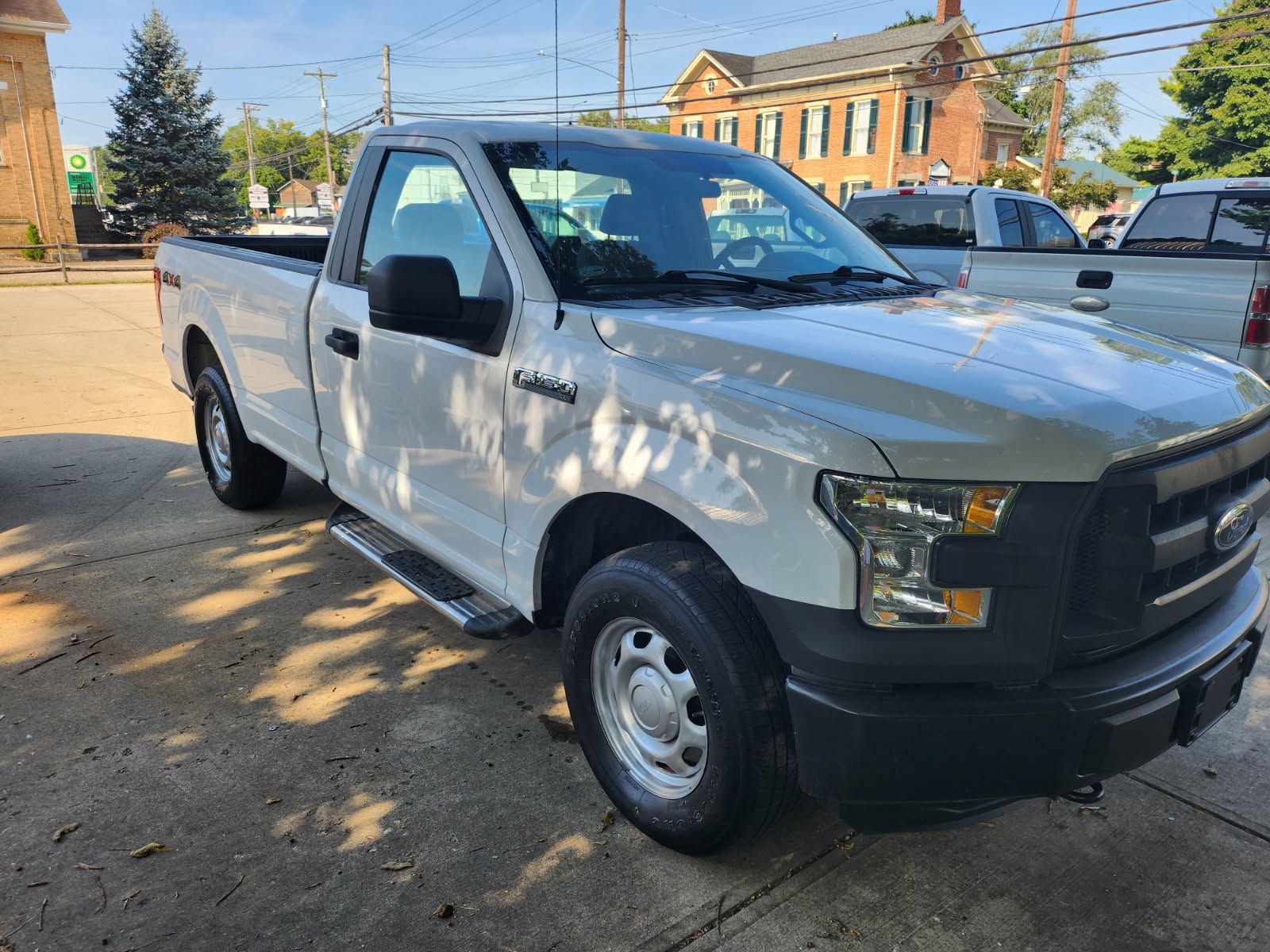 Used 2016 Ford F150 4x4 Regular Cab image 1