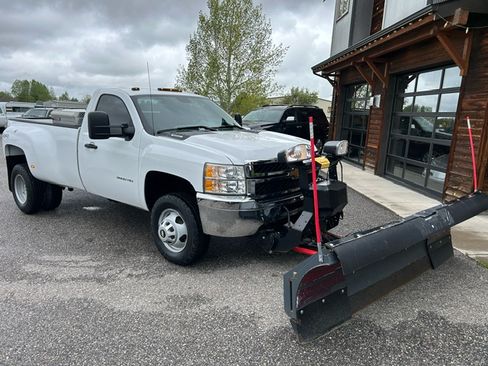 Used 2013 Chevrolet Silverado 3500 W/T image 2