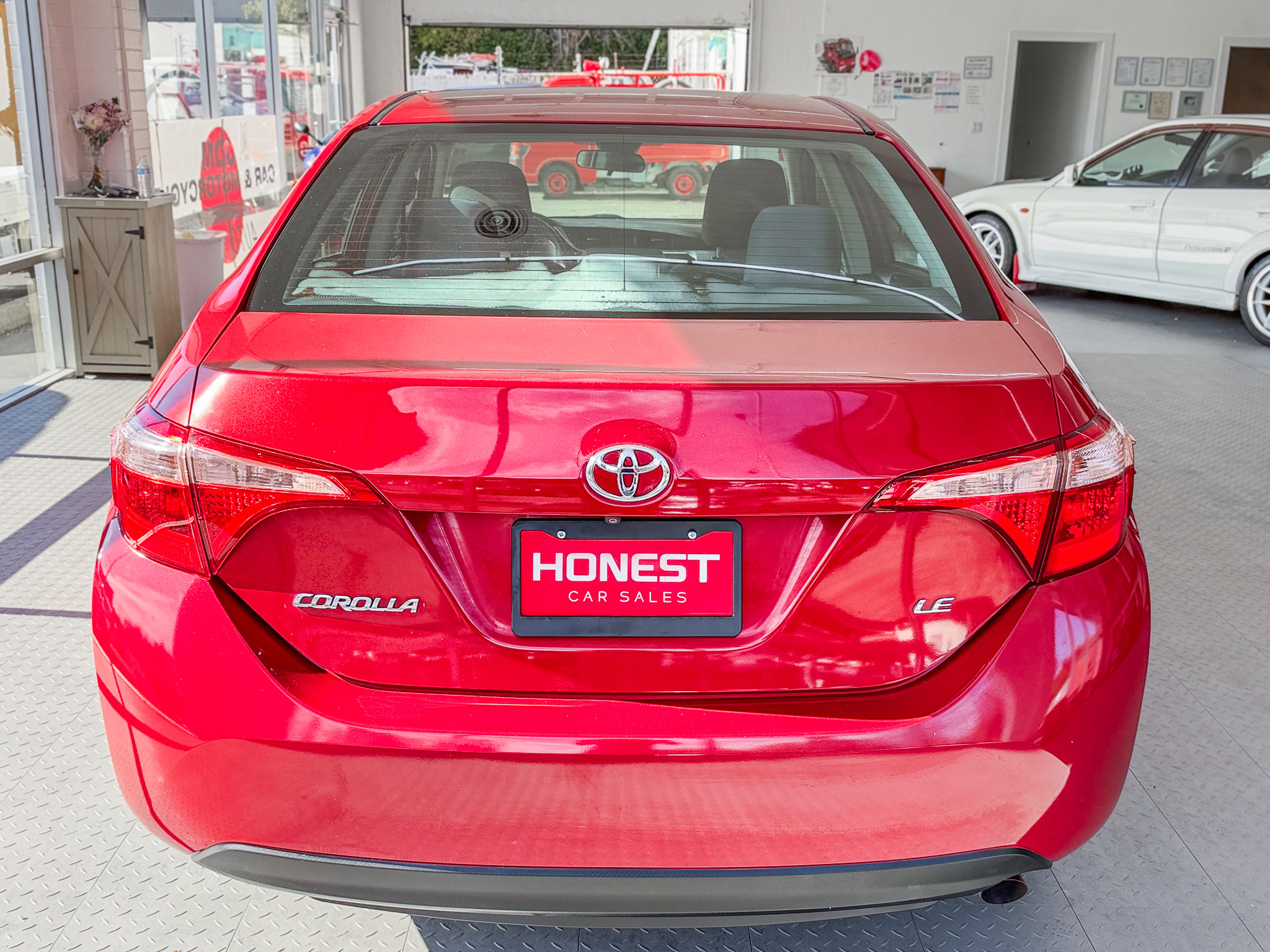 Used 2017 Toyota Corolla UNAVAIL FWD image 5